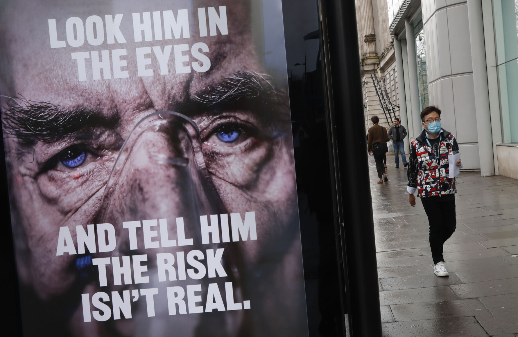 APTOPIX Virus Outbreak Britain